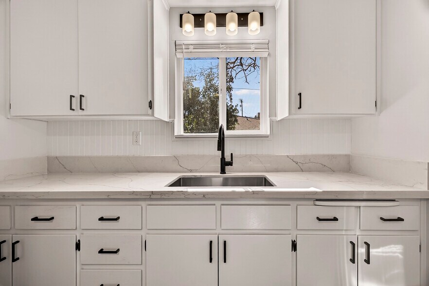 More Photos Of 1128 W 5th St, Chico Multifamily For Sale