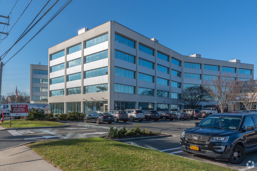 More Photos Of 1 Old Country Rd, Carle Place Office For Lease