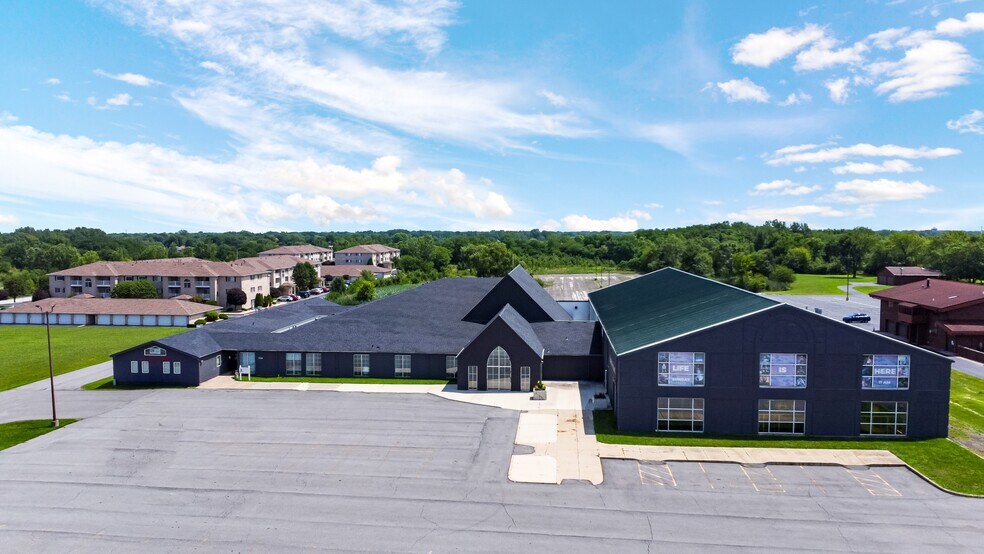 Primary Photo Of 7525 Taft St, Merrillville Religious Facility For Sale