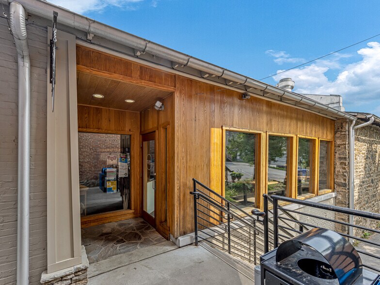 More Photos Of 36 & 44 E Main St., Brevard Storefront Retail Office For Sale