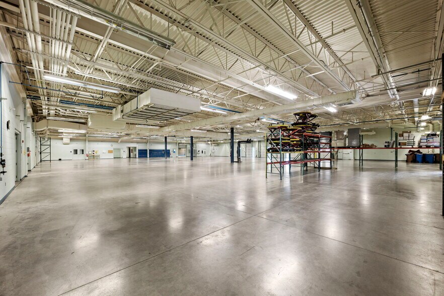 More Photos Of 801 N 2nd St, Berthoud Distribution For Sale