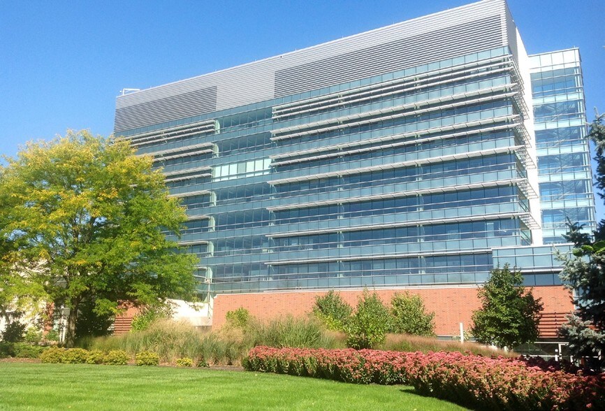 More Photos Of 671 S High St, Columbus Office For Lease