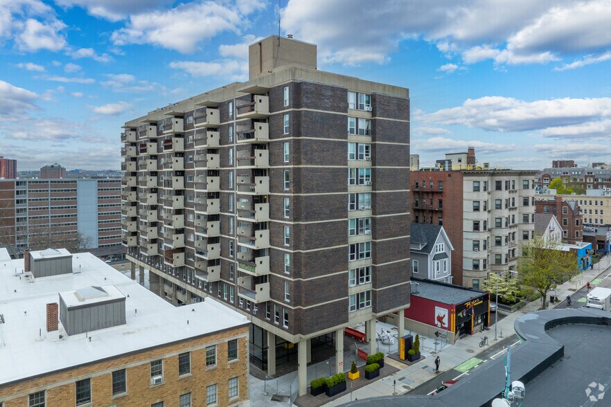 Primary Photo Of 872 Massachusetts Ave, Cambridge Apartments For Lease