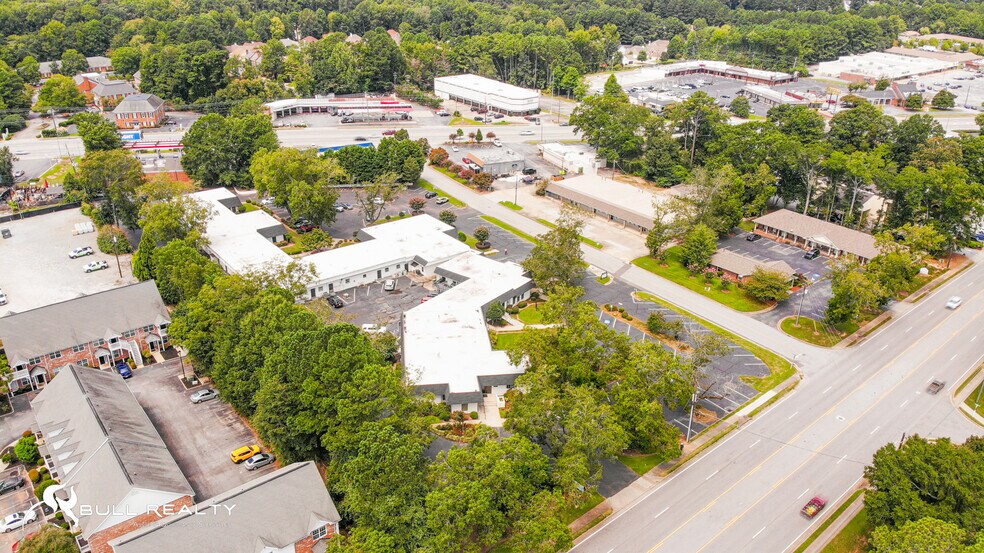 More Photos Of 98-128 N Park Dr, Fayetteville Medical For Lease