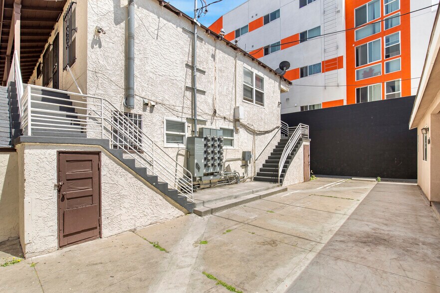 More Photos Of 6519 Crenshaw Blvd, Los Angeles Apartments For Sale