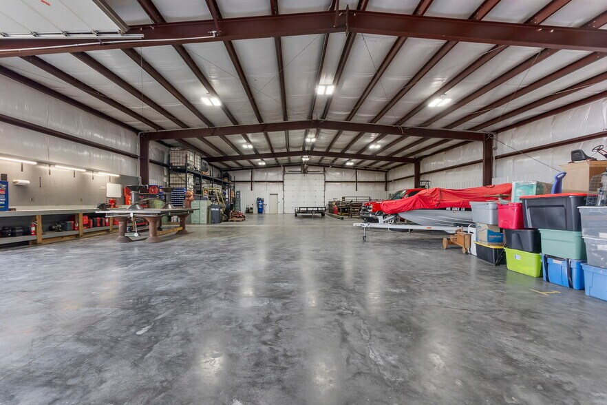 More Photos Of 2948 State Highway V, Matthews Light Manufacturing For Sale