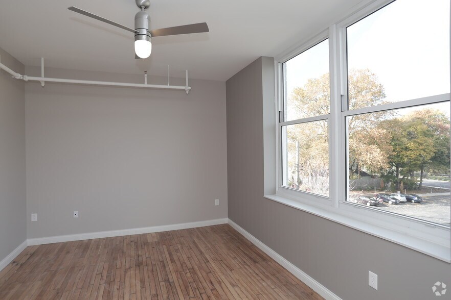 More Photos Of 2658 Scranton Rd, Cleveland Apartments For Lease