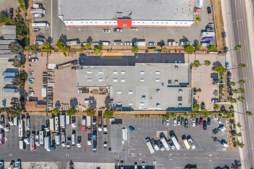 More Photos Of 6080 Miramar Rd, San Diego Showroom For Lease