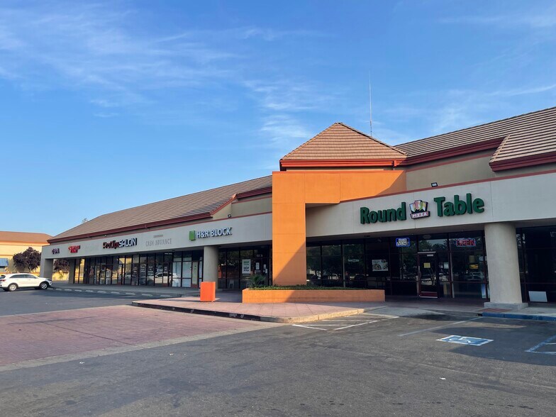 More Photos Of 4201-4221 Norwood Ave, Sacramento Unknown For Lease