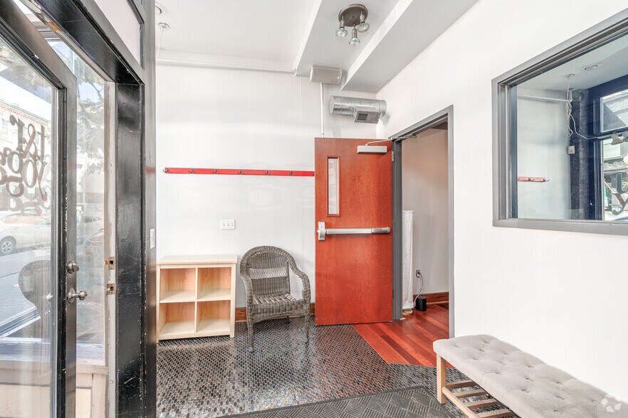 More Photos Of 136 Washington St, Binghamton Multifamily For Sale