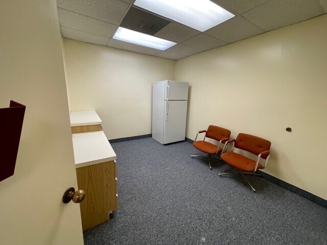 More Photos Of 100 Elden St, Herndon Medical For Sale