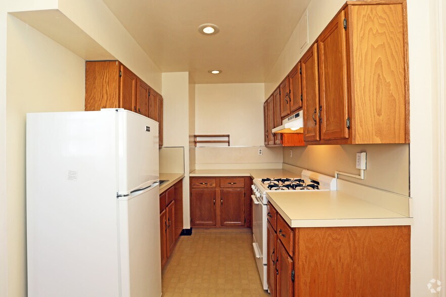 More Photos Of 135 S 20th St, Philadelphia Apartments For Lease