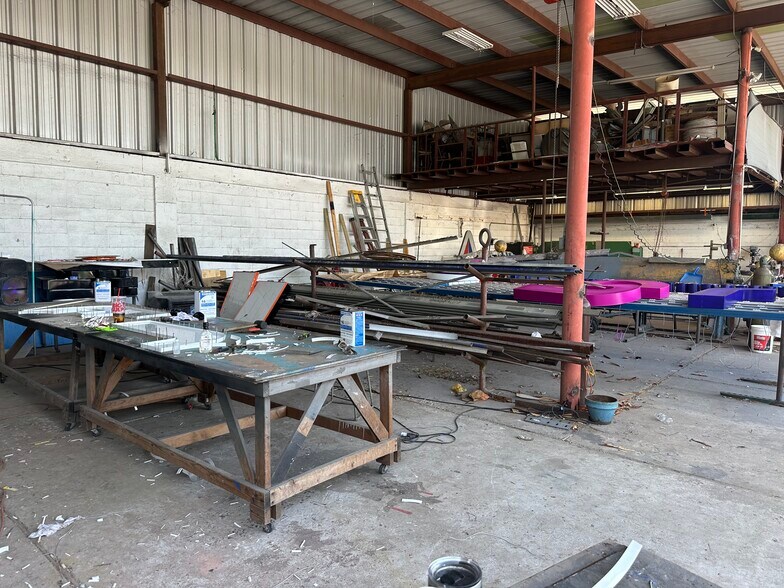More Photos Of 3901 McPherson Ave, Laredo Freestanding For Sale
