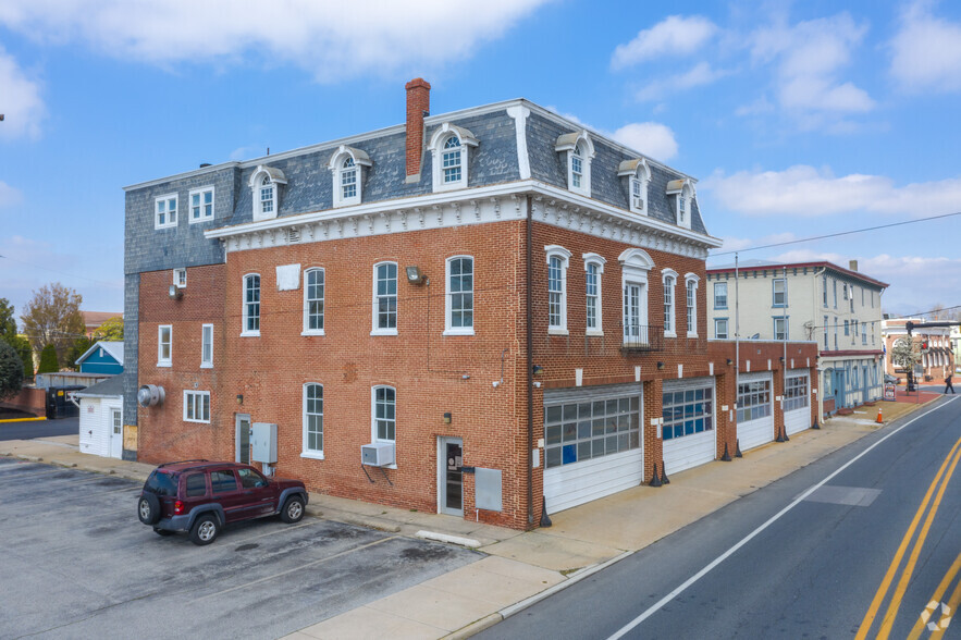 Primary Photo Of 14 S Broad St, Middletown Storefront Retail Office For Sale