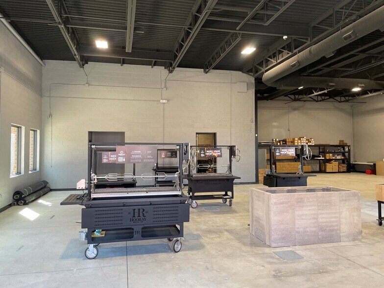 More Photos Of 343, 351 N. Mosley & 340 414 N. Rock Island, Wichita Warehouse For Sale