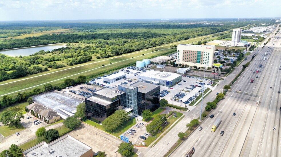 More Photos Of 15915 Katy Fwy, Houston Office For Lease