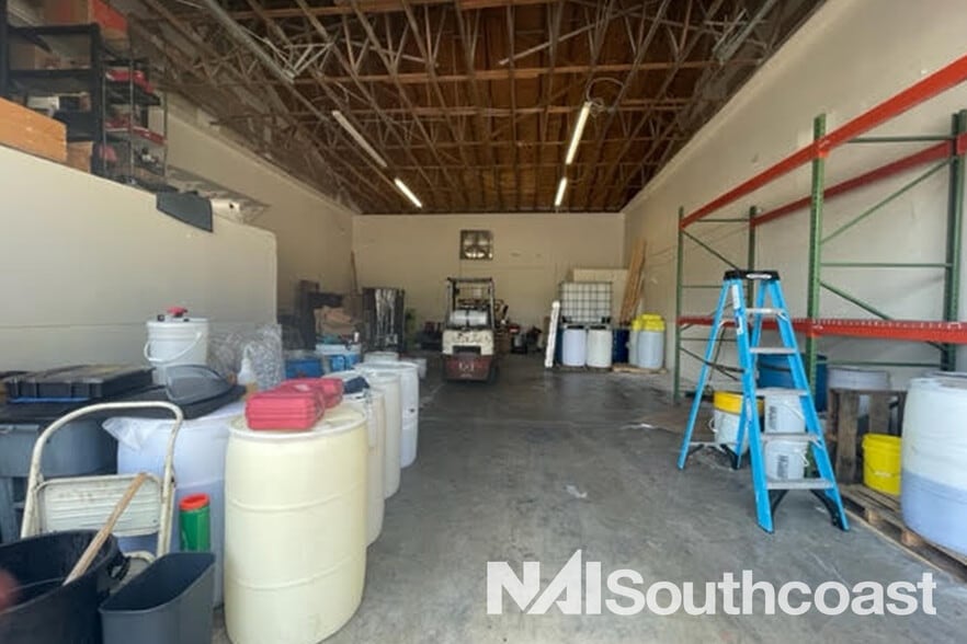 More Photos Of 2190 NW Reserve Park Trace, Port Saint Lucie Showroom For Lease