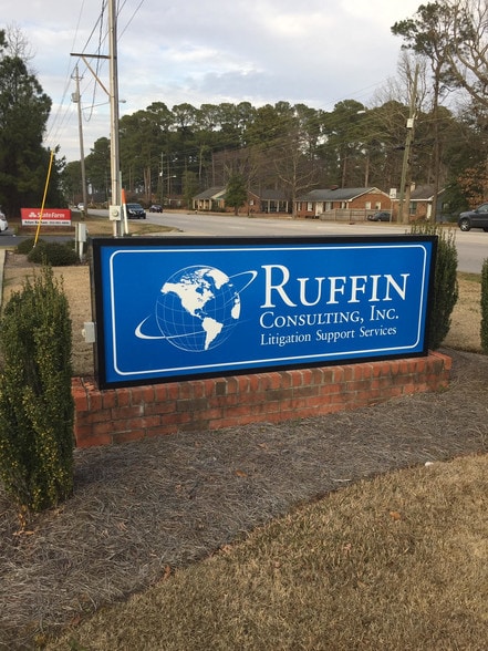 More Photos Of 1815 Forest Hills Rd W, Wilson Office For Lease