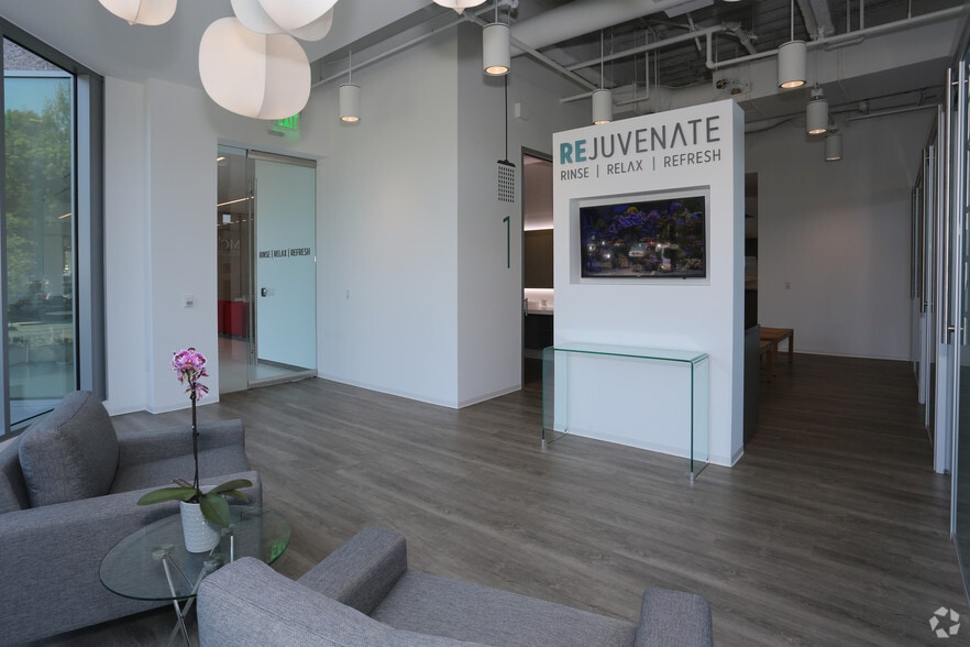More Photos Of 535-575 Anton Blvd, Costa Mesa Unknown For Lease