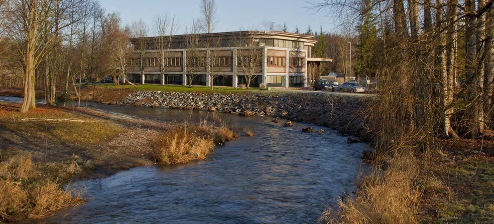 More Photos Of 450 NW Gilman Blvd, Issaquah Medical For Lease