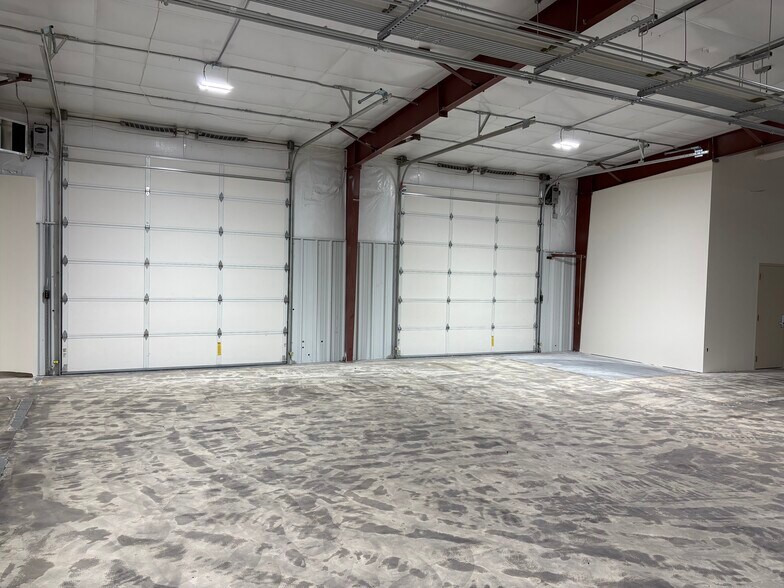 More Photos Of 5115 W Brinkley Rd, Kennewick Warehouse For Lease