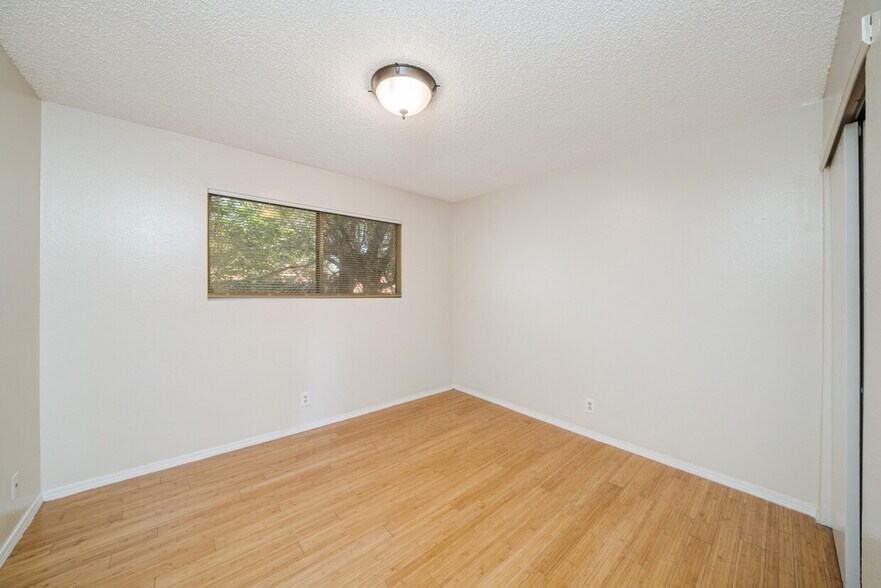 More Photos Of 2555 G St, Sparks Apartments For Sale