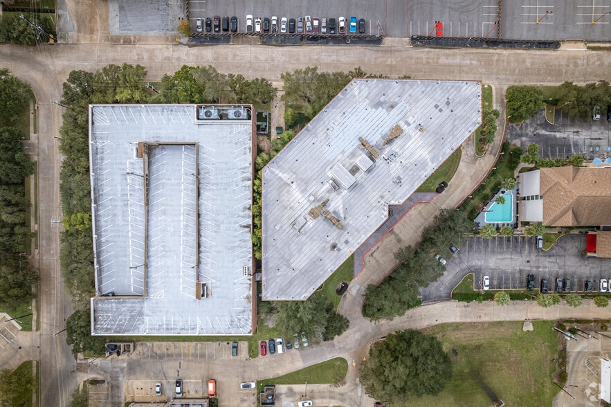 More Photos Of 6671 Southwest Fwy, Houston Office For Lease