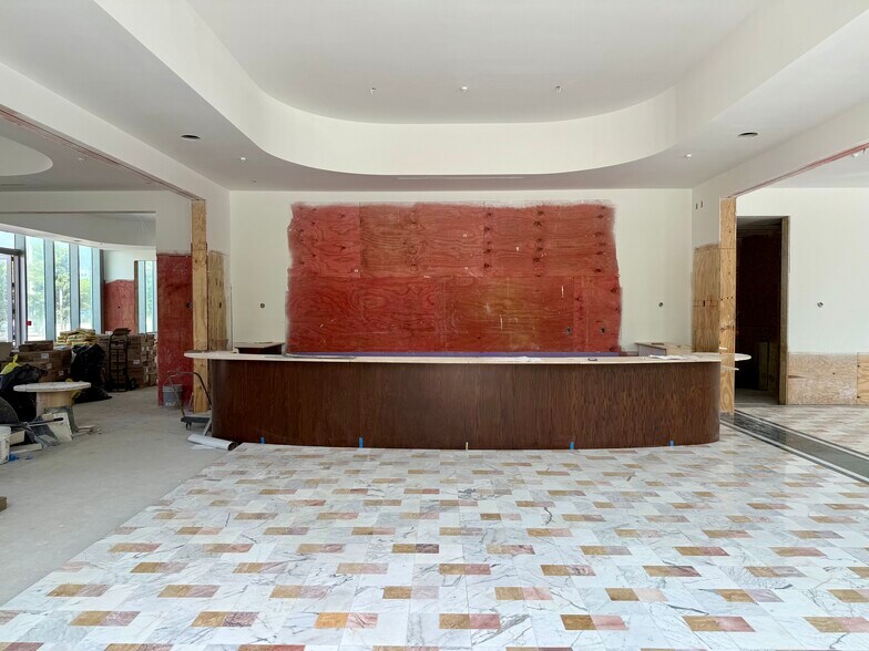 More Photos Of 1006 Hallandale Beach Blvd, Hallandale Beach Restaurant For Sale