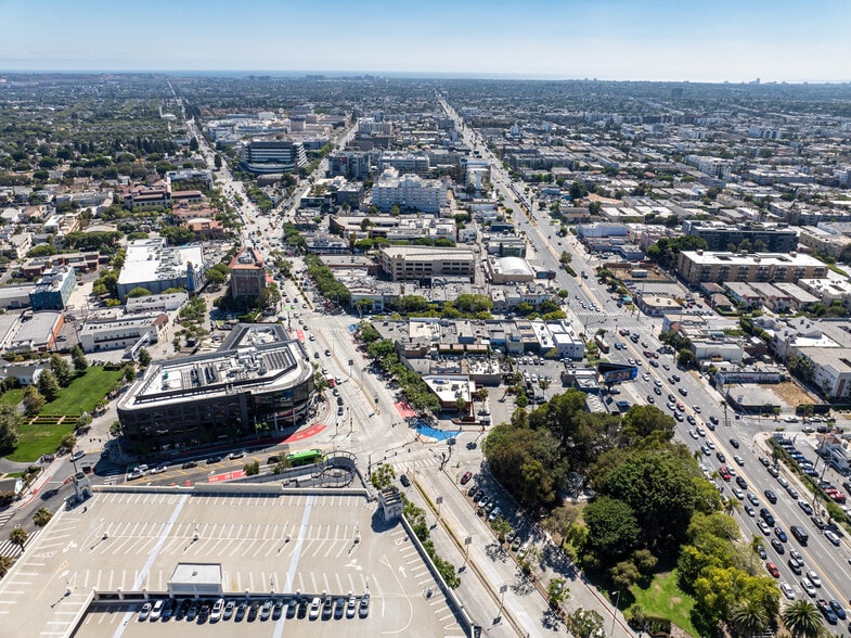 More Photos Of 9343 Culver Blvd, Culver City Storefront For Lease