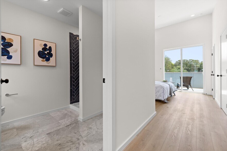 More Photos Of 1602 N Central St, Knoxville Apartments For Sale