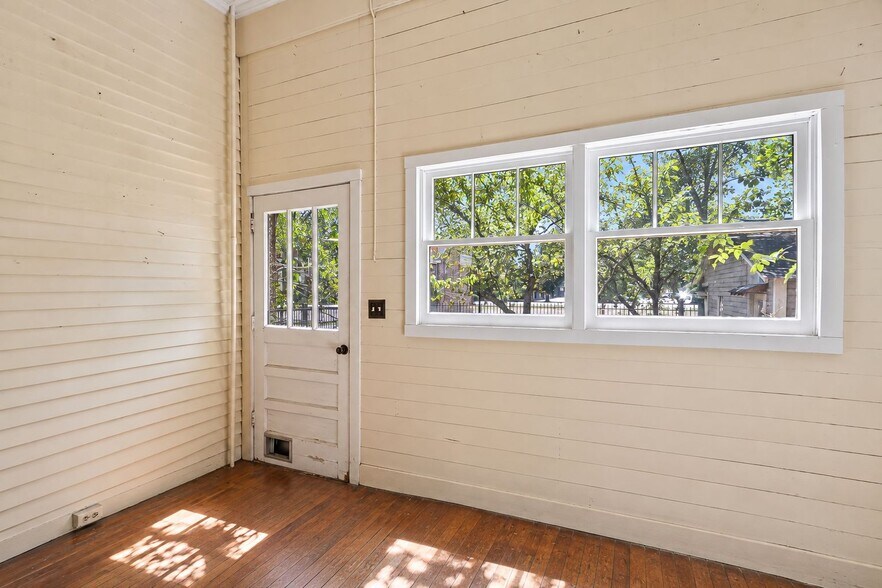 More Photos Of 2625 University Blvd, Tuscaloosa Office Residential For Sale