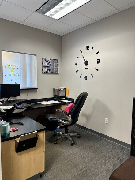 More Photos Of 18 Lancaster Pky, Lancaster Manufacturing For Sale