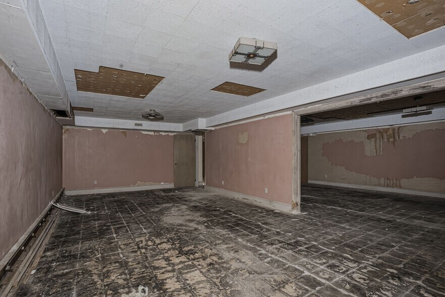More Photos Of 76 Providence St, Woonsocket Mixed Retail For Sale
