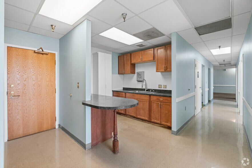 Photo of 6th Floor Ste 640