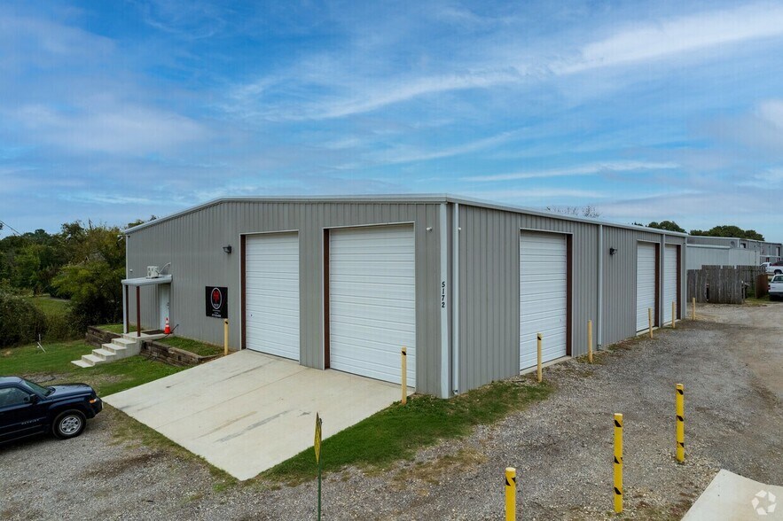 More Photos Of 5160-5170 Lemons Rd, Fort Worth Warehouse For Lease