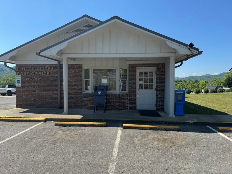 More Photos Of 5858 Old Hendersonville Hwy, Penrose Post Office For Sale