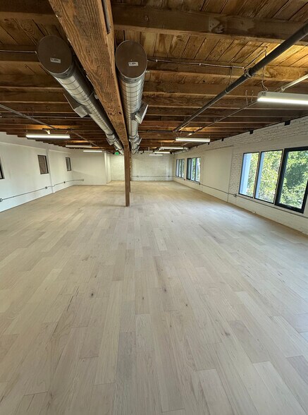 More Photos Of 1810 W Pico Blvd, Los Angeles Warehouse For Lease