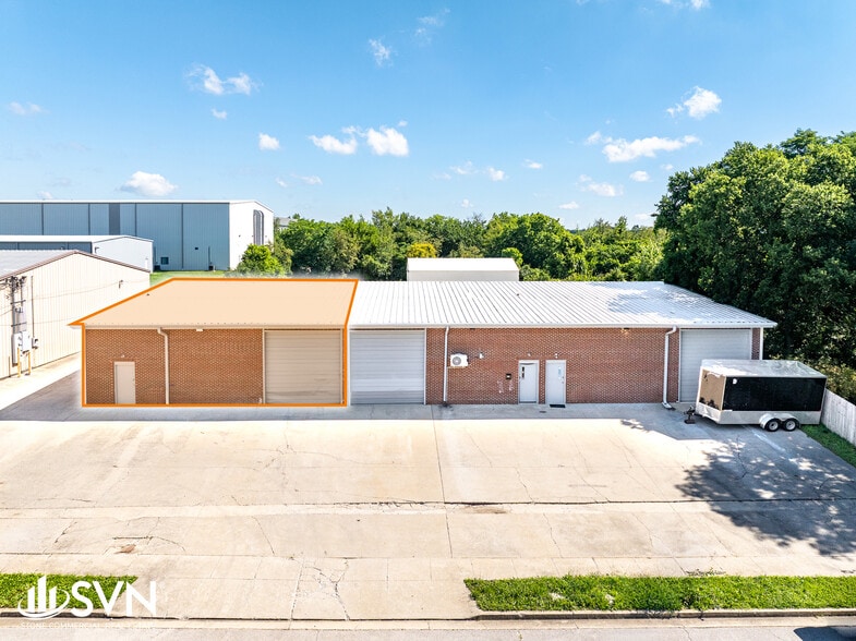 Primary Photo Of 121 Kemper Dr, Nicholasville Warehouse For Lease