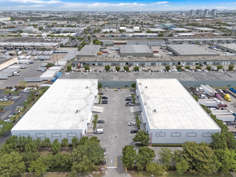 More Photos Of 7900-7930 NW 71st St, Miami Warehouse For Lease