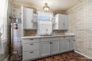 More Photos Of 101 W Church St, Sandwich Office For Sale