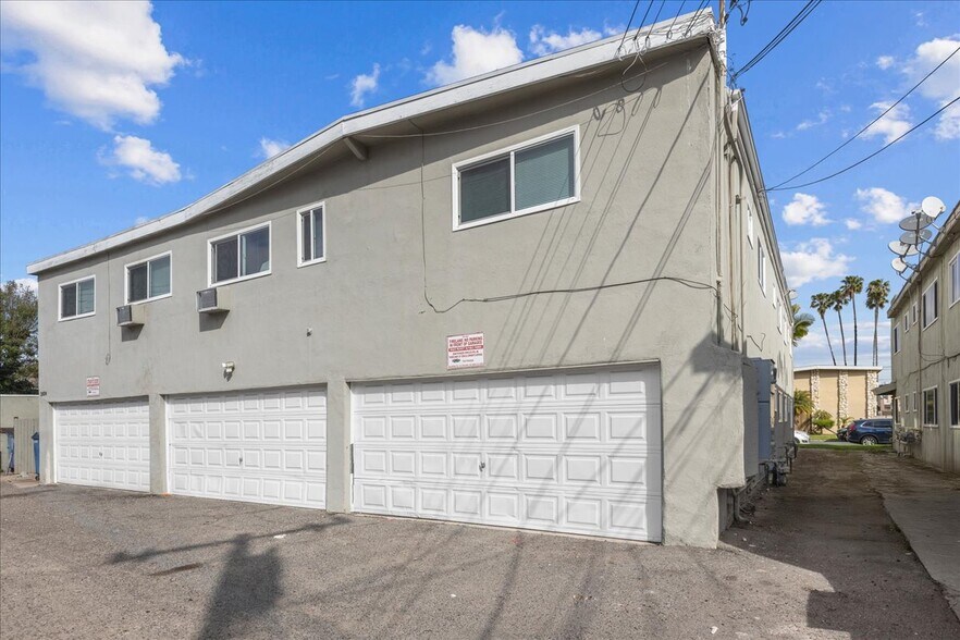 More Photos Of 2024 E Whiting Ave, Fullerton Apartments For Sale