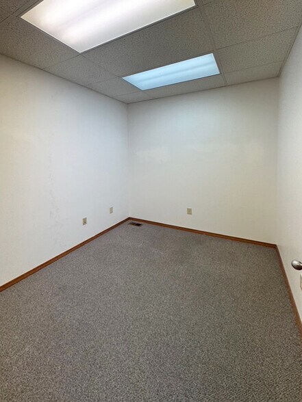 More Photos Of 660 Swift Blvd, Richland Medical For Lease