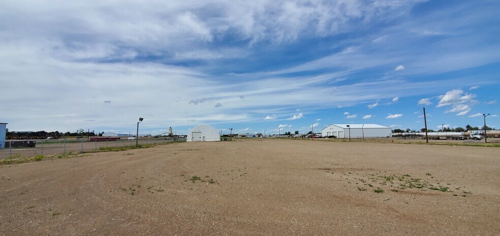 More Photos Of 8116 61st St NW, Stanley Service For Lease