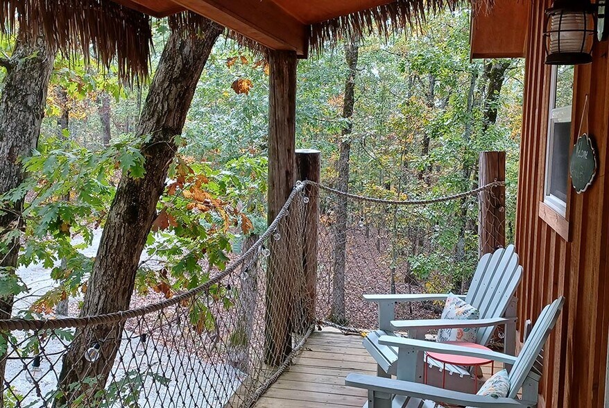 More Photos Of 70 Dogwood Rdg, Eureka Springs Hotel For Sale