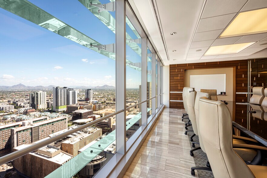 More Photos Of 333 N Central Ave, Phoenix Office For Lease