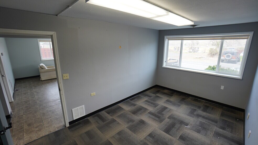 More Photos Of 2704 Clearwater Ave, Lewiston Industrial For Sale