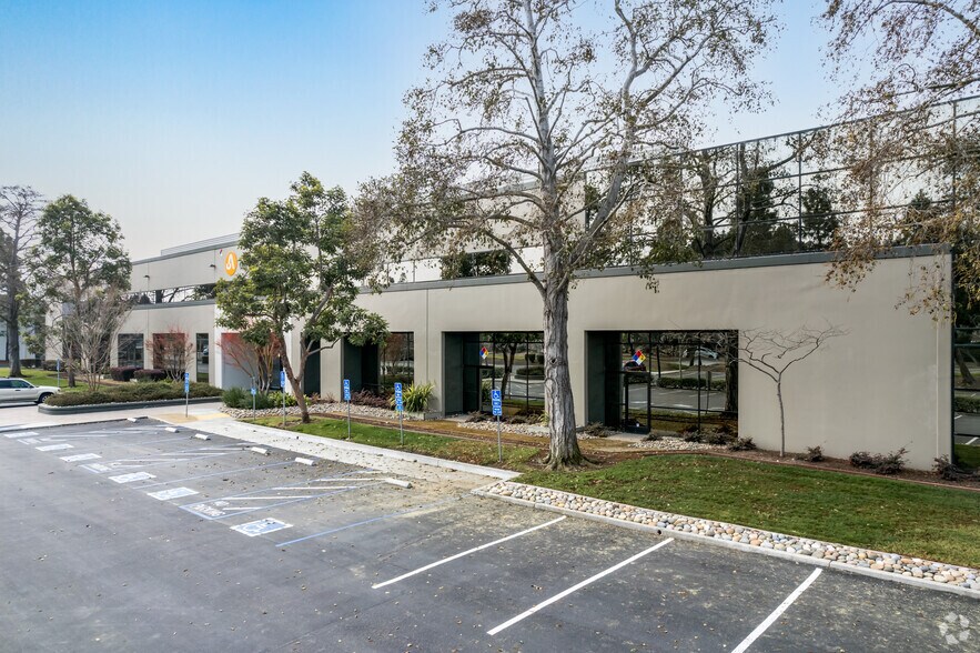 Primary Photo Of 34175 Ardenwood Blvd, Fremont Research And Development For Lease