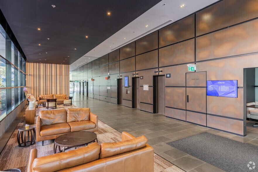 More Photos Of 15 Help St, SYDNEY Office For Lease