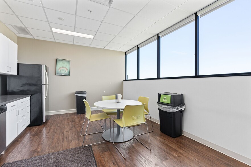 More Photos Of 1403-1405 W 2200 S, Salt Lake City Office For Lease