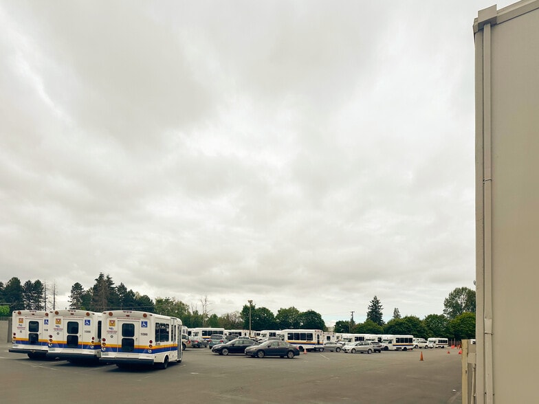 More Photos Of 8805-8815 S 190th St, Kent Unknown For Lease